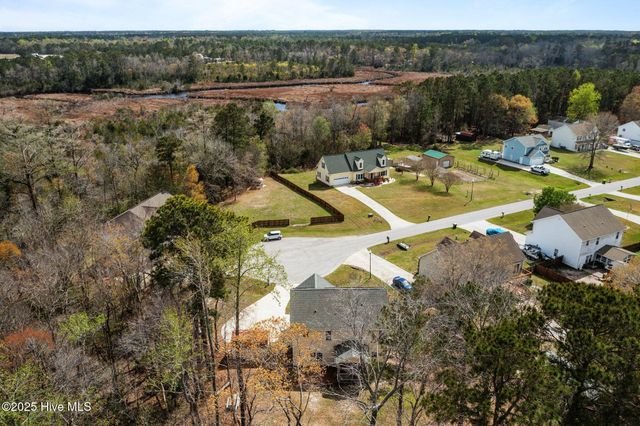 115 Craig Drive, Hubert, NC 28539