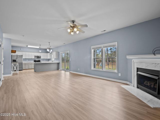 115 Craig Drive, Hubert, NC 28539