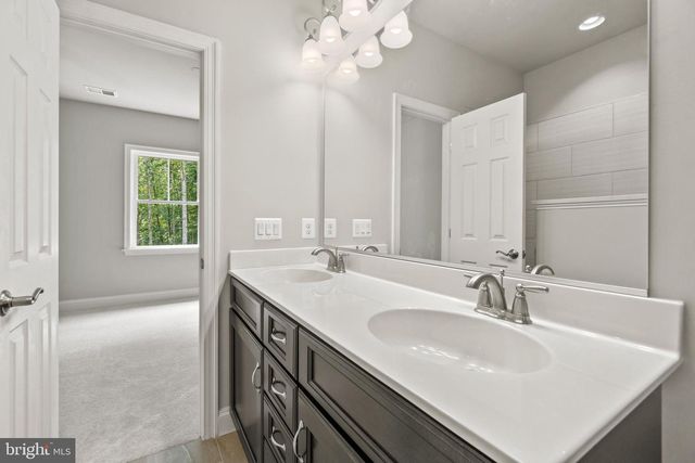 13741 ORLANDO RD, Nokesville, VA 20181