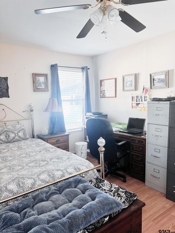 492 County Road 1947, Yantis, TX 75497