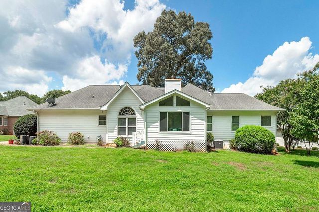 98 Country Acres Court, Mcdonough, GA 30253