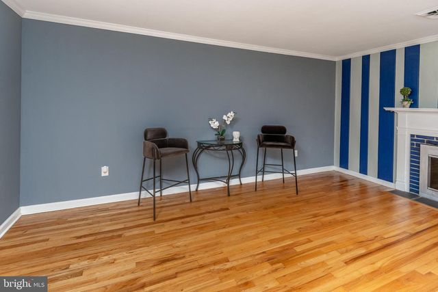 6 MORNINGSIDE DR, Pennington, NJ 08534