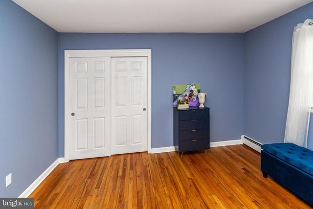 6 MORNINGSIDE DR, Pennington, NJ 08534