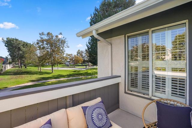 18242 Parkview Lane 208, Huntington Beach, CA 92648