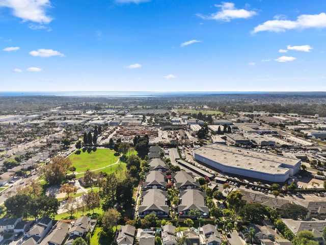 18242 Parkview Lane 208, Huntington Beach, CA 92648