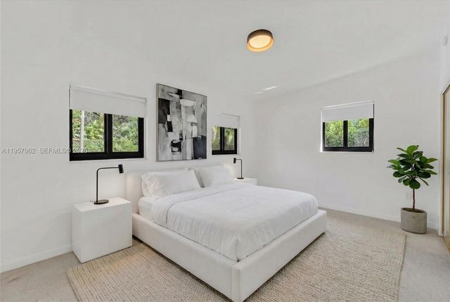 7132 SW 65th Ave, South Miami, FL 33143