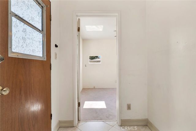 141 S Beachwood Drive, Burbank, CA 91506
