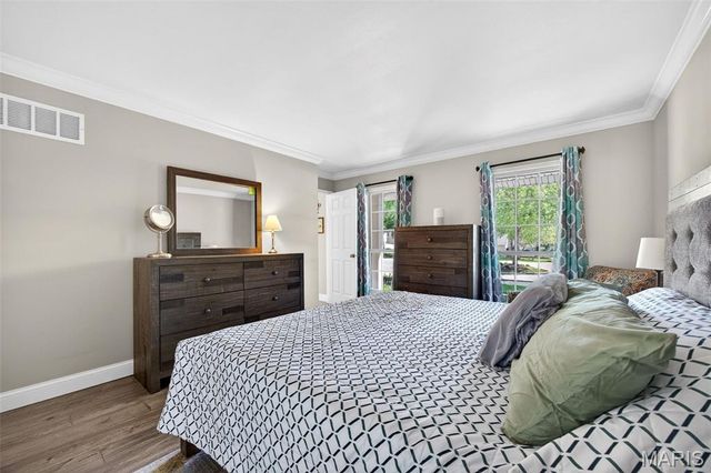 246 Westridge Parc Lane, Ellisville, MO 63021