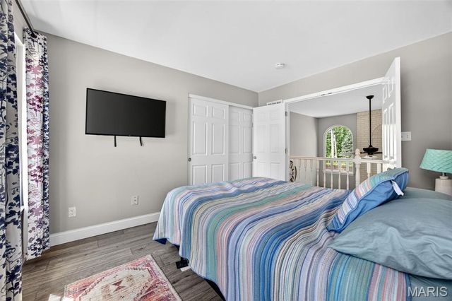 246 Westridge Parc Lane, Ellisville, MO 63021