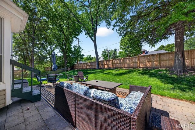 246 Westridge Parc Lane, Ellisville, MO 63021