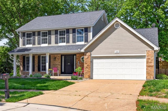 246 Westridge Parc Lane, Ellisville, MO 63021