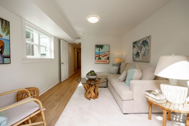 1532 5th Avenue, Oakland, CA 94606