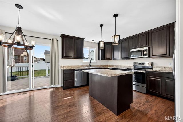 791 Glen Eagle Drive, Troy, MO 63379