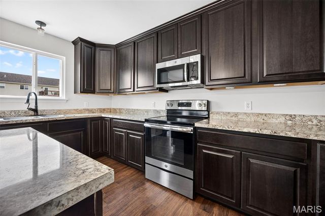 791 Glen Eagle Drive, Troy, MO 63379