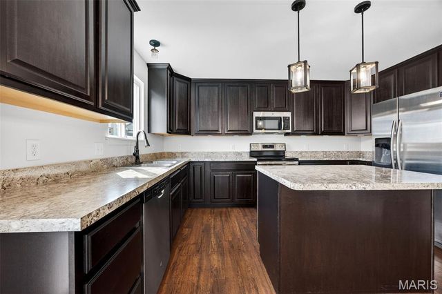 791 Glen Eagle Drive, Troy, MO 63379