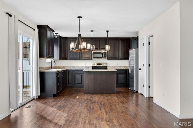 791 Glen Eagle Drive, Troy, MO 63379