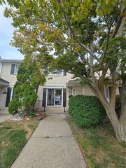 8765 George F Bunker Boulevard, Sterling Heights, MI 48313