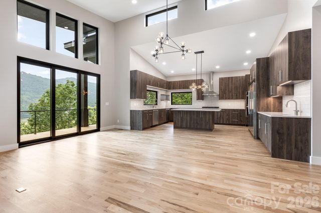 60 King Horn Ridge, Waynesville, NC 28785