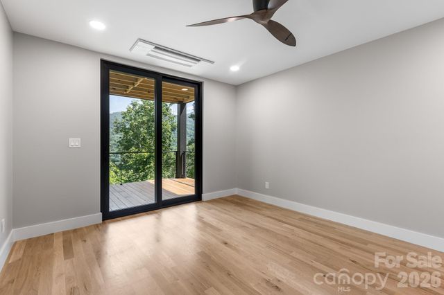 60 King Horn Ridge, Waynesville, NC 28785
