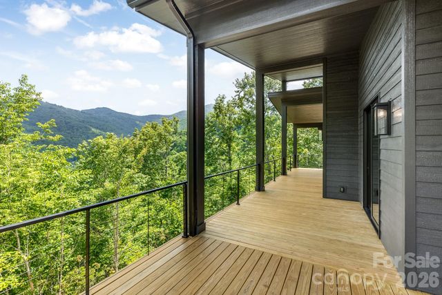 60 King Horn Ridge, Waynesville, NC 28785