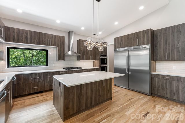 60 King Horn Ridge, Waynesville, NC 28785