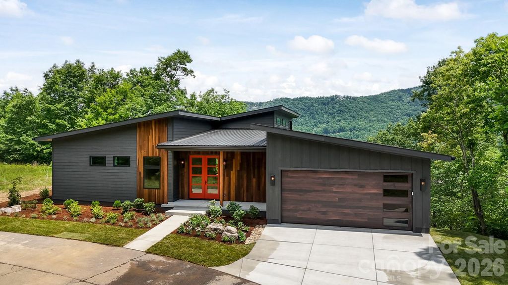 60 King Horn Ridge, Waynesville, NC 28785