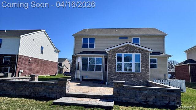 912 Petersburg Drive, Canton, MI 48188