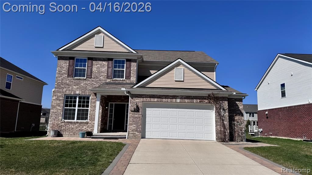 912 Petersburg Drive, Canton, MI 48188