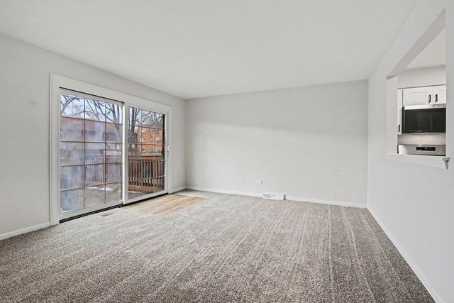 7644 S Cork Avenue, Justice, IL 60458