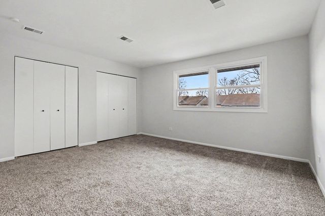 7644 S Cork Avenue, Justice, IL 60458