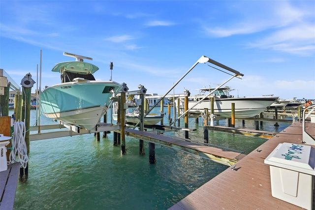 544 PINELLAS BAYWAY S TH13, Tierra Verde, FL 33715