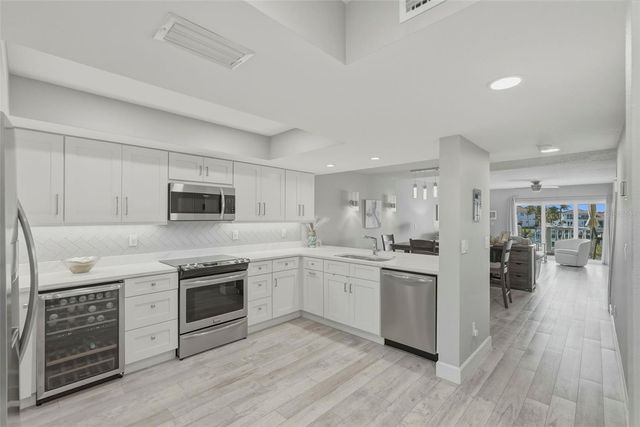 544 PINELLAS BAYWAY S TH13, Tierra Verde, FL 33715