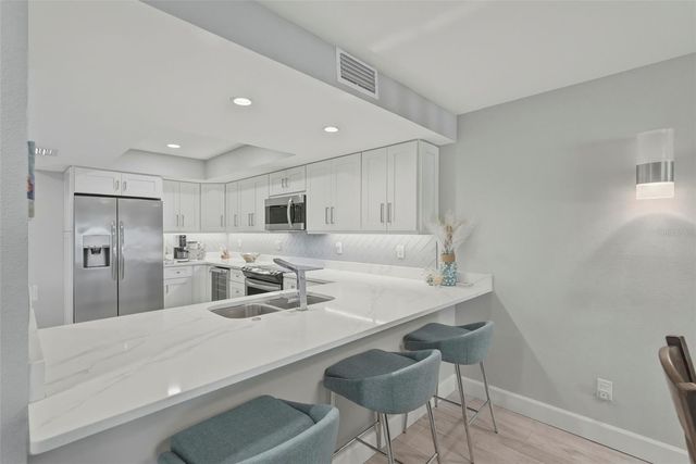 544 PINELLAS BAYWAY S TH13, Tierra Verde, FL 33715