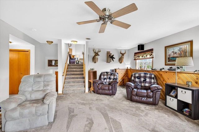 268 Meadow Lane, Poynette, WI 53955