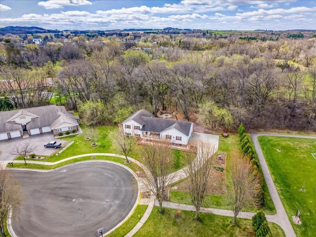 268 Meadow Lane, Poynette, WI 53955