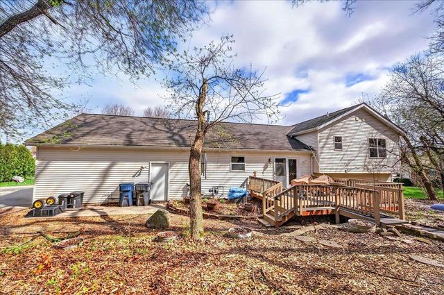 268 Meadow Lane, Poynette, WI 53955
