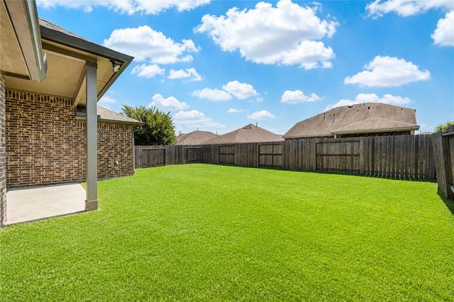 18711 Laurel Hills Drive, New Caney, TX 77357
