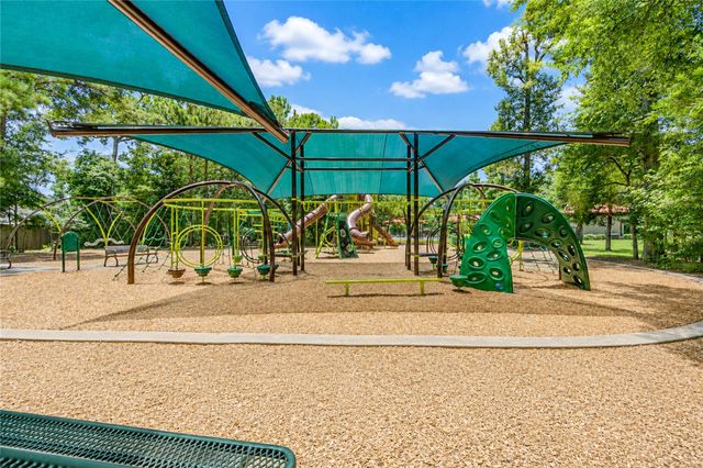 18711 Laurel Hills Drive, New Caney, TX 77357