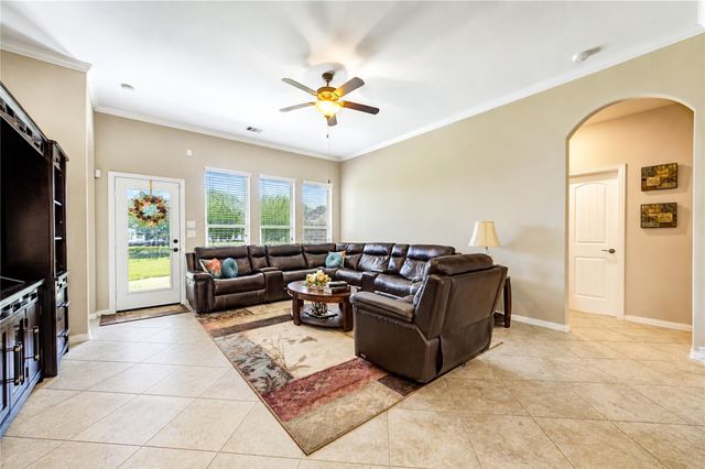 18711 Laurel Hills Drive, New Caney, TX 77357