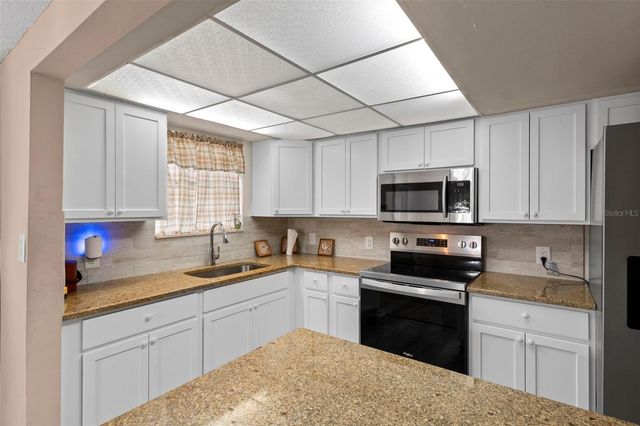 6314 SEBRING STREET, Weeki Wachee, FL 34607