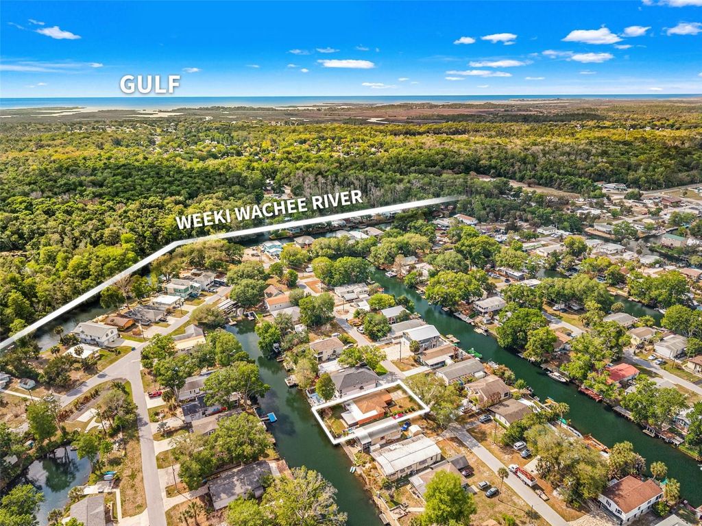 6314 SEBRING STREET, Weeki Wachee, FL 34607