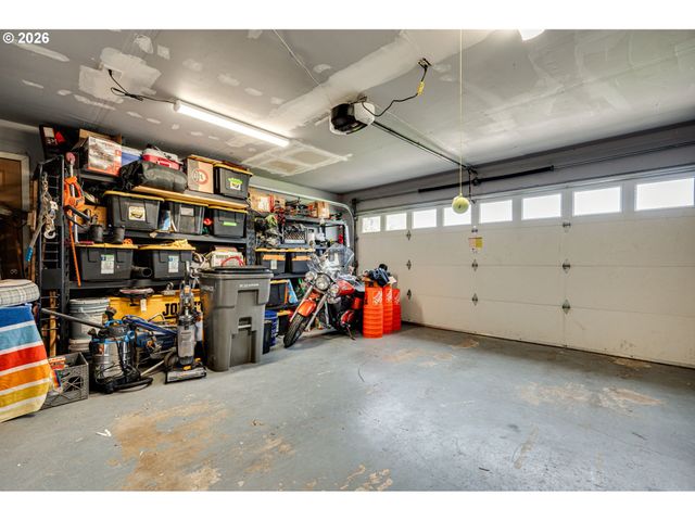 107 Nw 102ND St, Vancouver, WA 98685