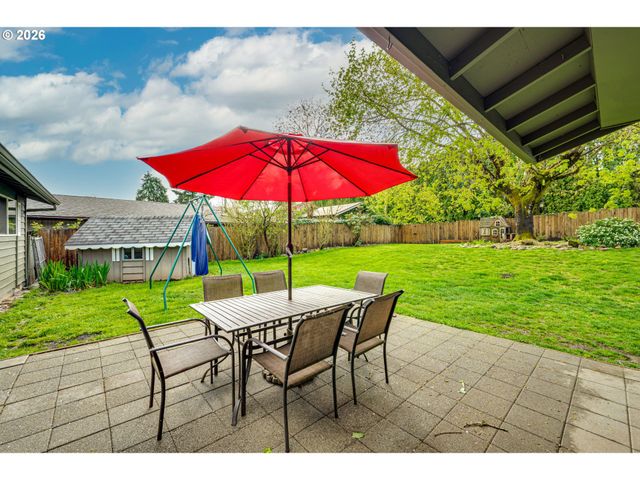 107 Nw 102ND St, Vancouver, WA 98685