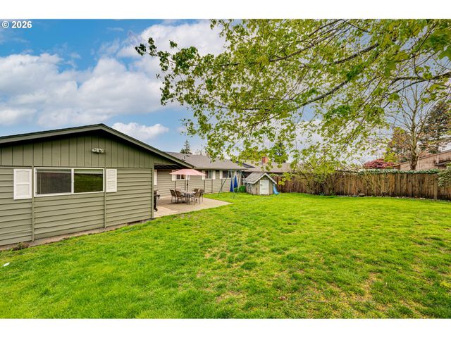 107 Nw 102ND St, Vancouver, WA 98685
