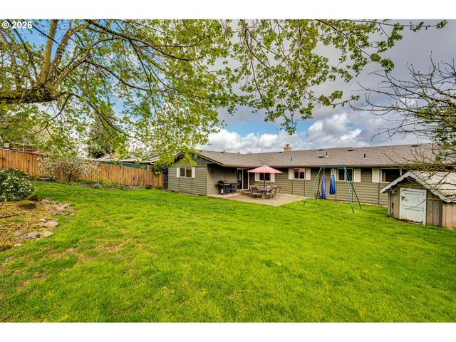 107 Nw 102ND St, Vancouver, WA 98685