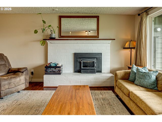 107 Nw 102ND St, Vancouver, WA 98685