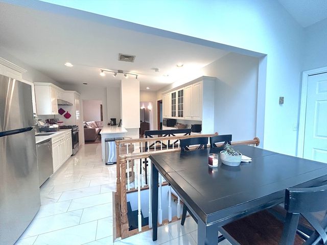 144 Cleveland Ave 2, Braintree, MA 02184
