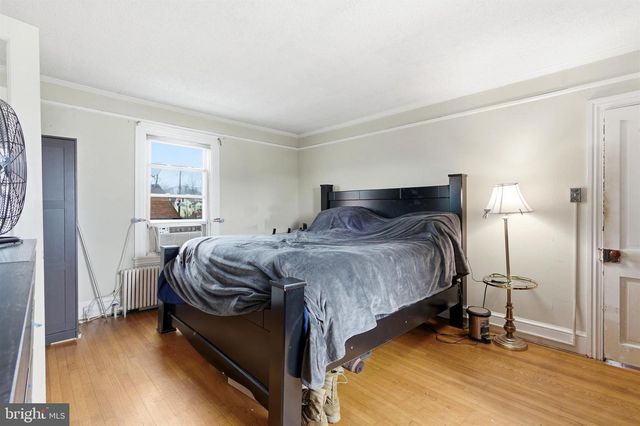 605 BROAD ST, Beverly, NJ 08010