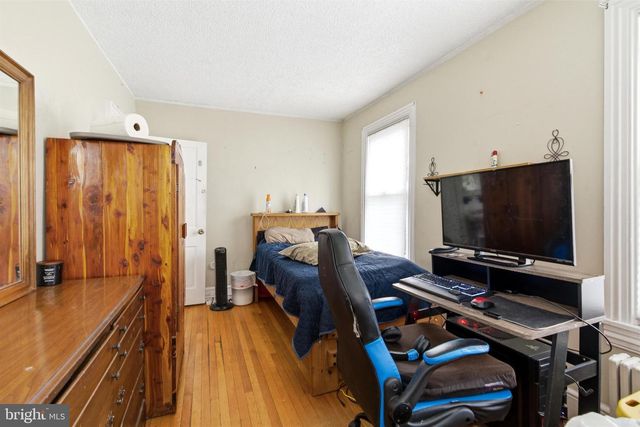 605 BROAD ST, Beverly, NJ 08010