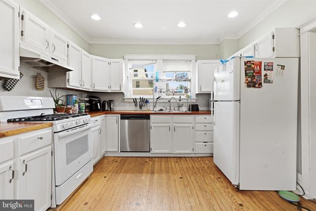 605 BROAD ST, Beverly, NJ 08010